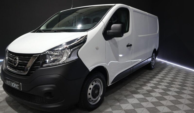 NISSAN – NV300 lleno