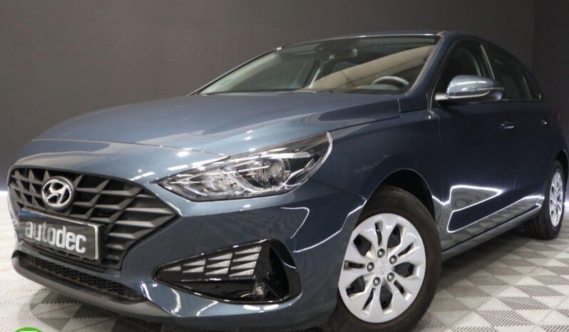 HYUNDAI – i30 – 5p 1.5 DPI 81 kWEssence lleno