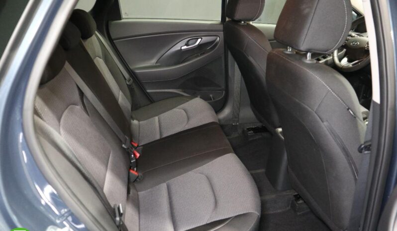 HYUNDAI – i30 – 5p 1.5 DPI 81 kWEssence lleno